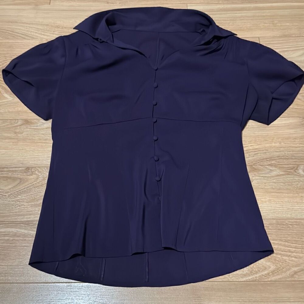 Women’s blue/purple short sleeved button up‎ size medium